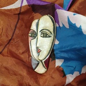 ✨ SOLD ✨ Vintage Pablo Picasso pin